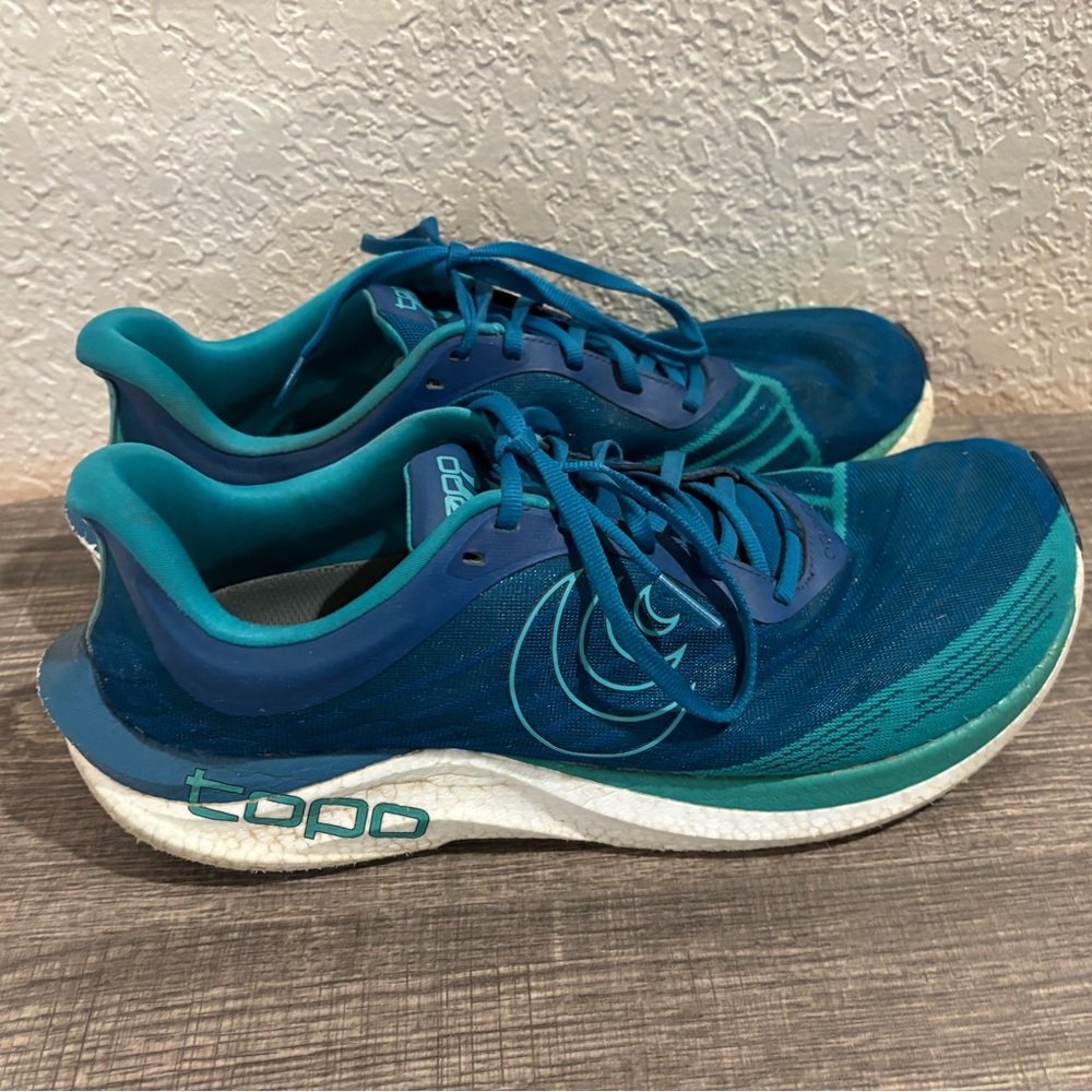 Men’s Blue Running Shoes: Altra Cyclone
